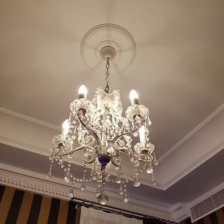 Indipendenza House Gæstehus